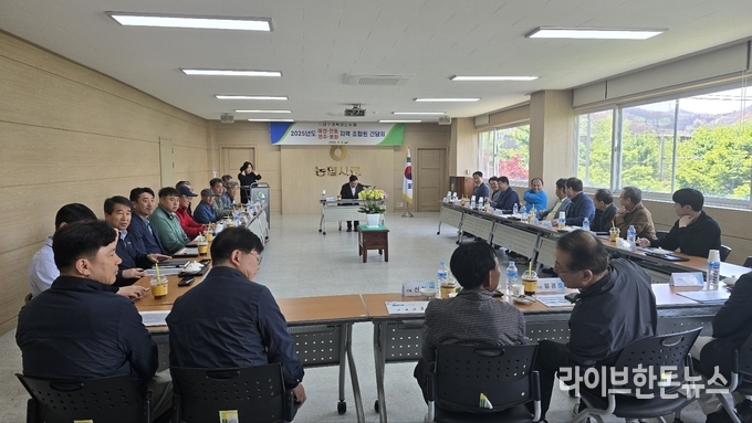 대구경북양돈농협은 지난달 11일부터 이달 8일까지 진행한 지역별 조합원 간담회를 성황리에 마쳤다고 밝혔다.